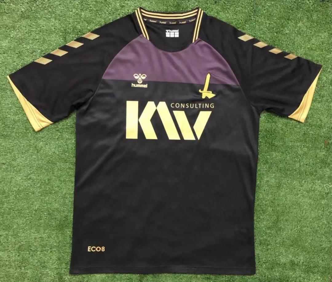21-22 Charlton Athletic black third away