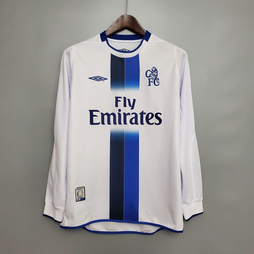 03-05 CHE away long-sleeve