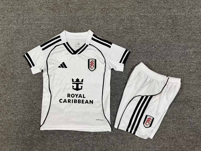 Fulham 2025/26 Home kids size 16-28