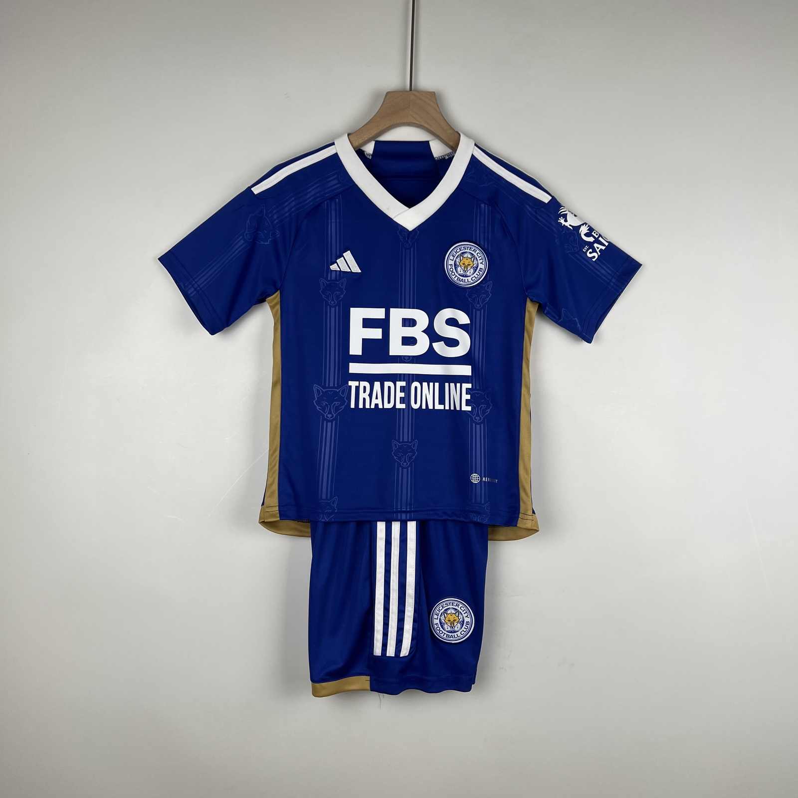 23-24 Leicester City home kid kit size 16-28