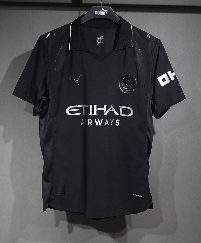 Maillot de football 25-26 MCI noir — Extérieur · Version joueur