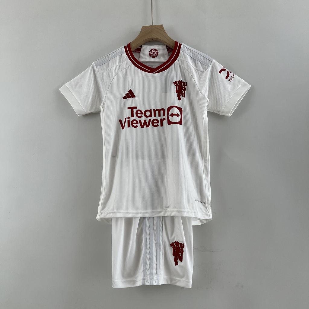 23-24 MNU third away kid kit
