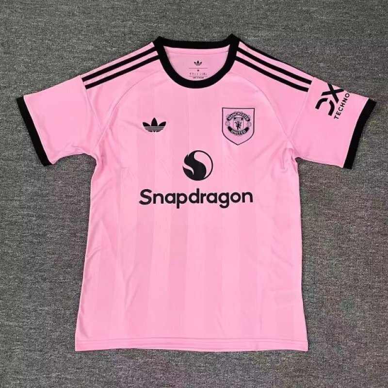 Maillot de football 25-26 MNU rose gardien