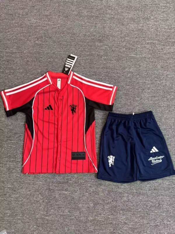 Ensemble de football enfant 25-26 MNU rouge baseball