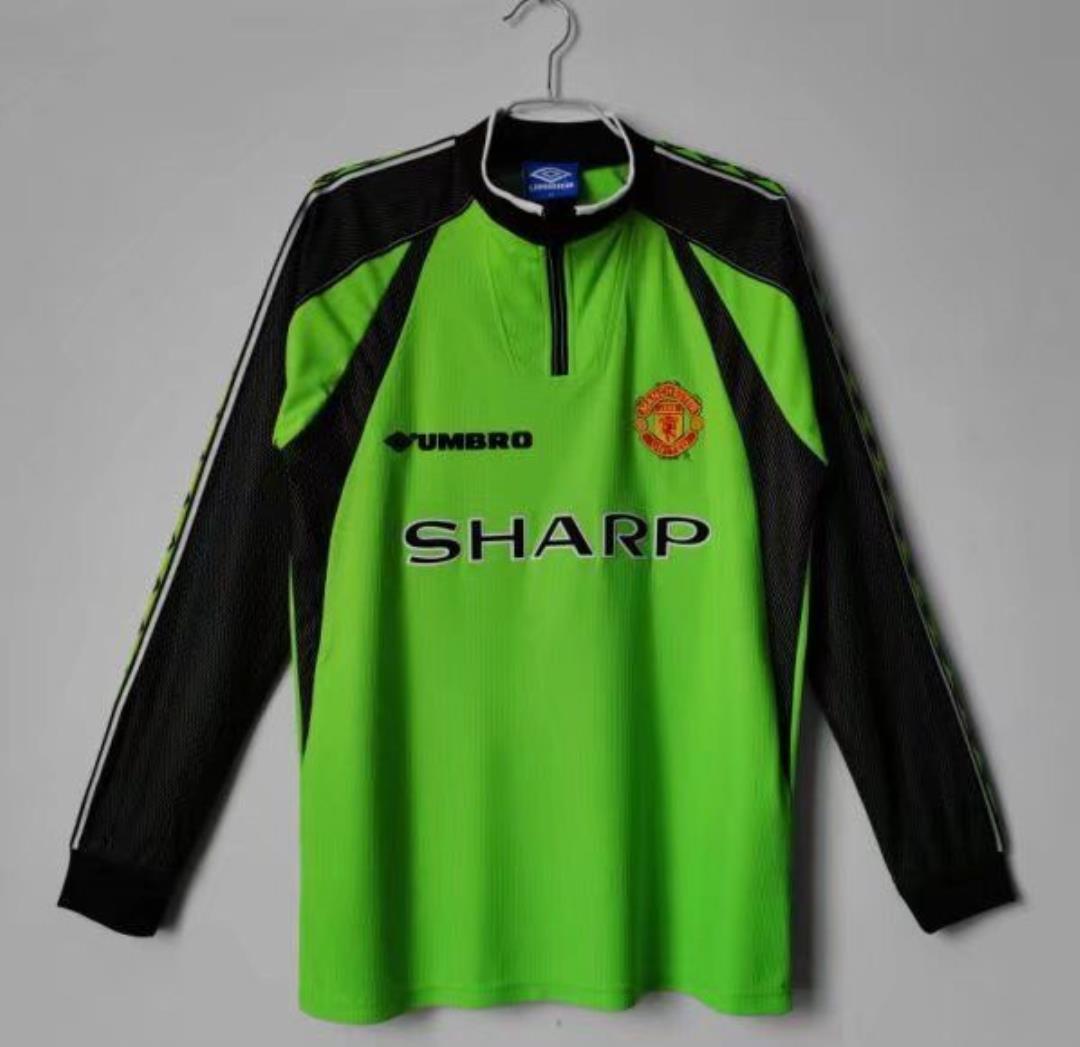 98-99 MNU green goalkeeper long sleeve