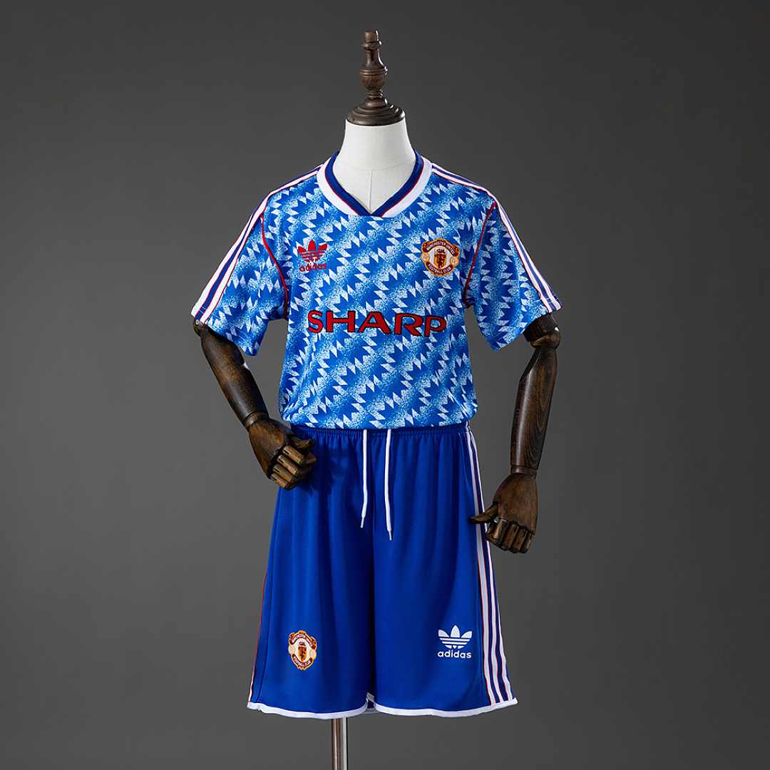 M-U 90/92 Away Retro Kids Kit Jersey SIZE 16-28 M-U 90/92 Away Retro Kids Kit Jersey SIZE 16-28