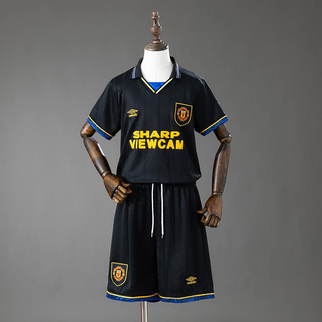 M-U 93/94 Away Retro Kids Kit Jersey Size 16-28