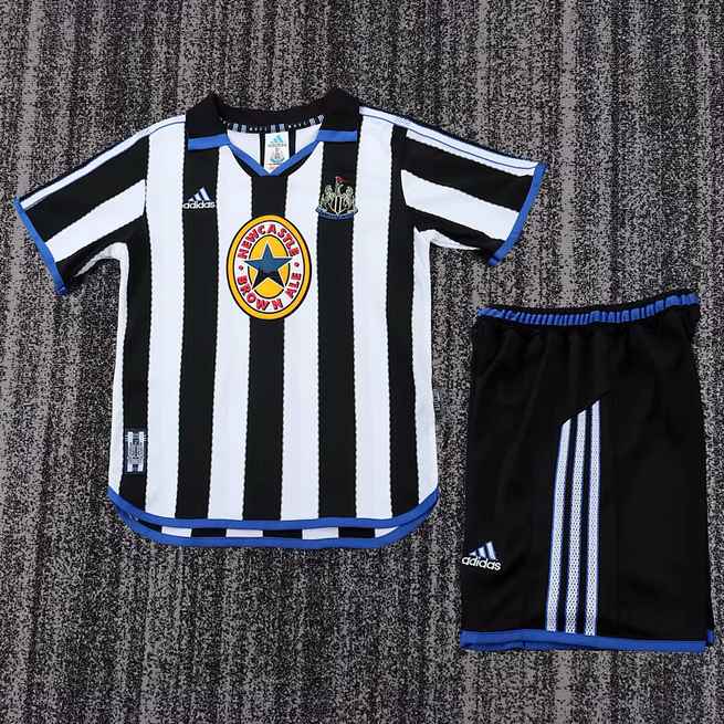 Ensemble de football enfant Newcastle United — 1999-00 · Domicile · Rétro · tailles 16–28
