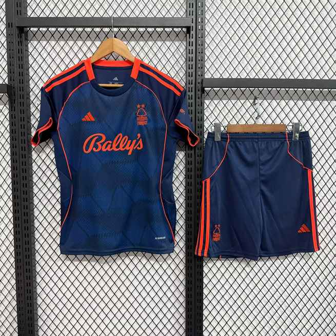 Nottingham Forest 2025/26 Third Away kids size 16-28