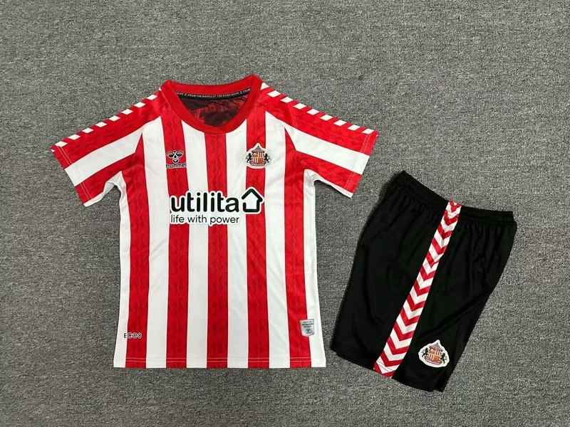 24-25 Sunderland home kid kit