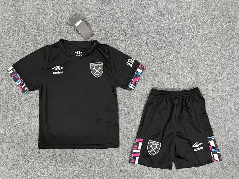 22-23 West Ham third kids kit