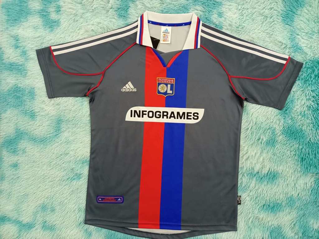 00 01 Lyon away retro 00 01 里昂 客场 复古