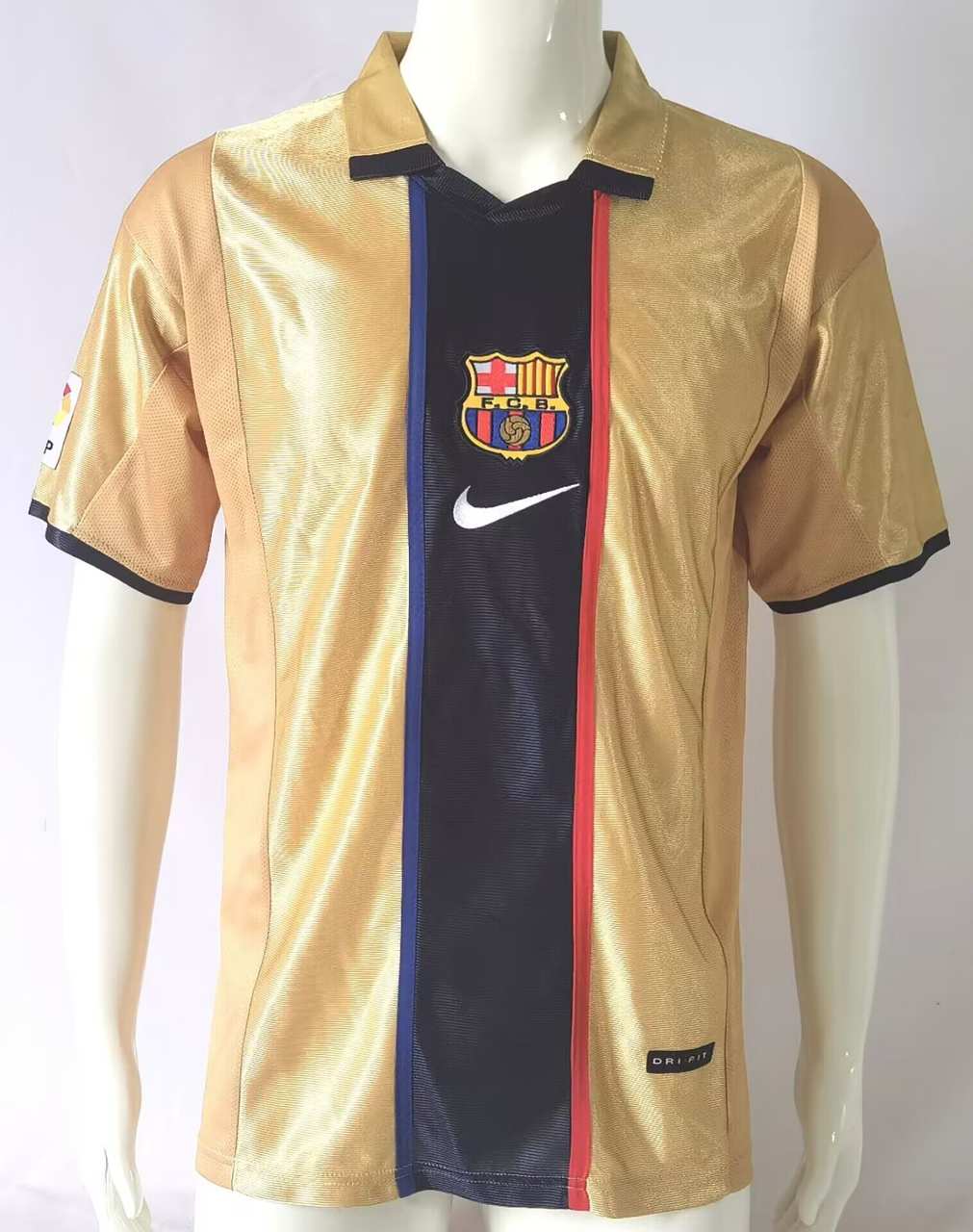 01 02 Barcelona away retro 01 02 巴萨 客场 复古_170763871