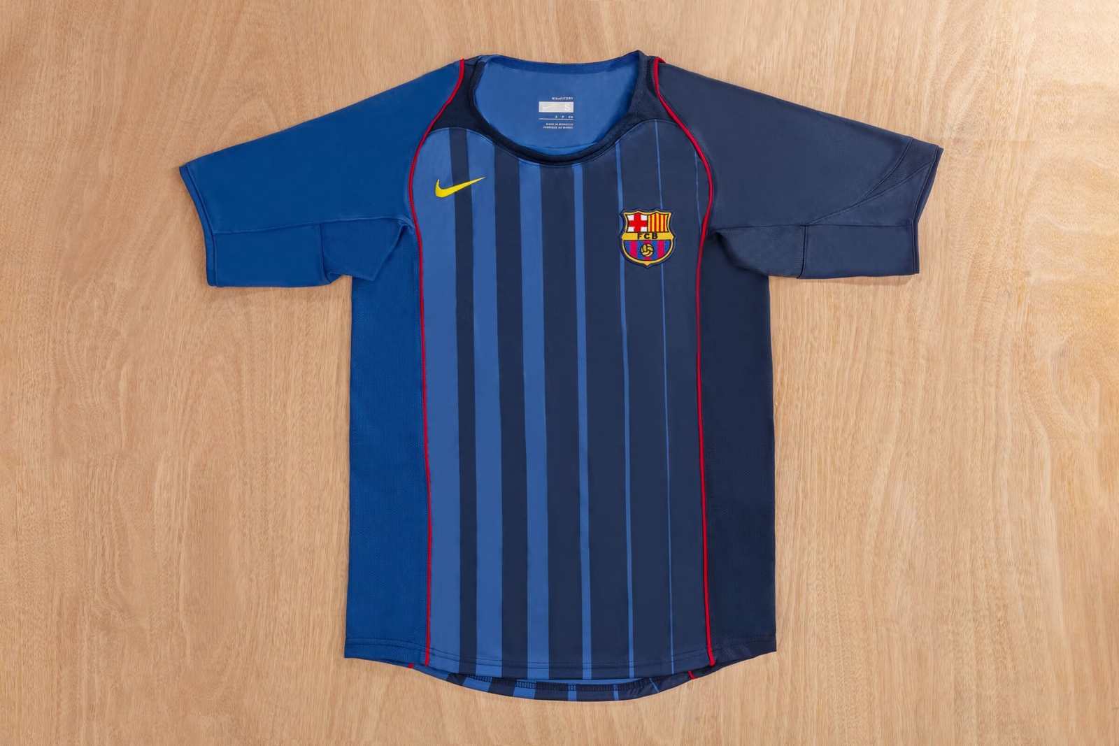 04 05 Barcelona away retro 04 05 巴萨 客场 复古