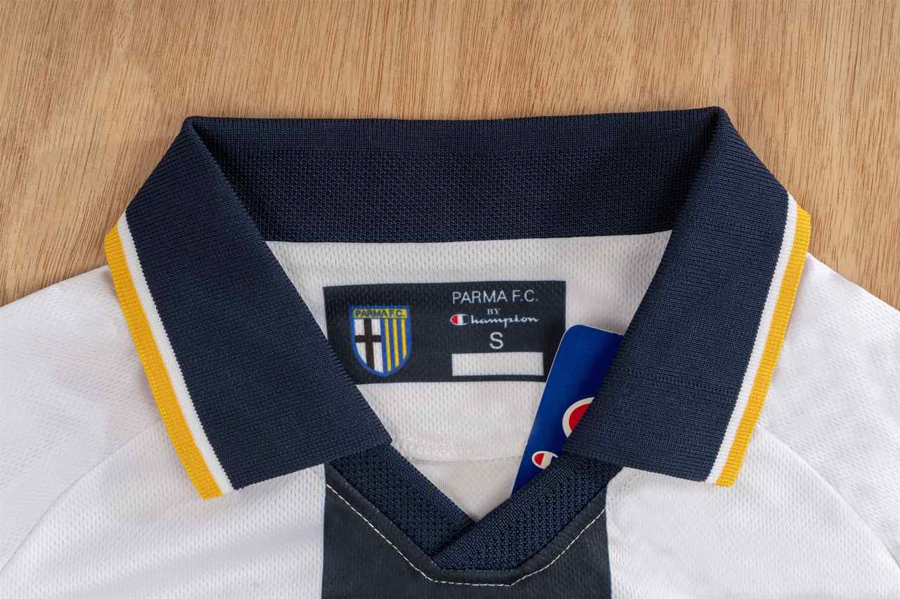 05 06 Parma home retro 05 06 帕尔马 主场 复古