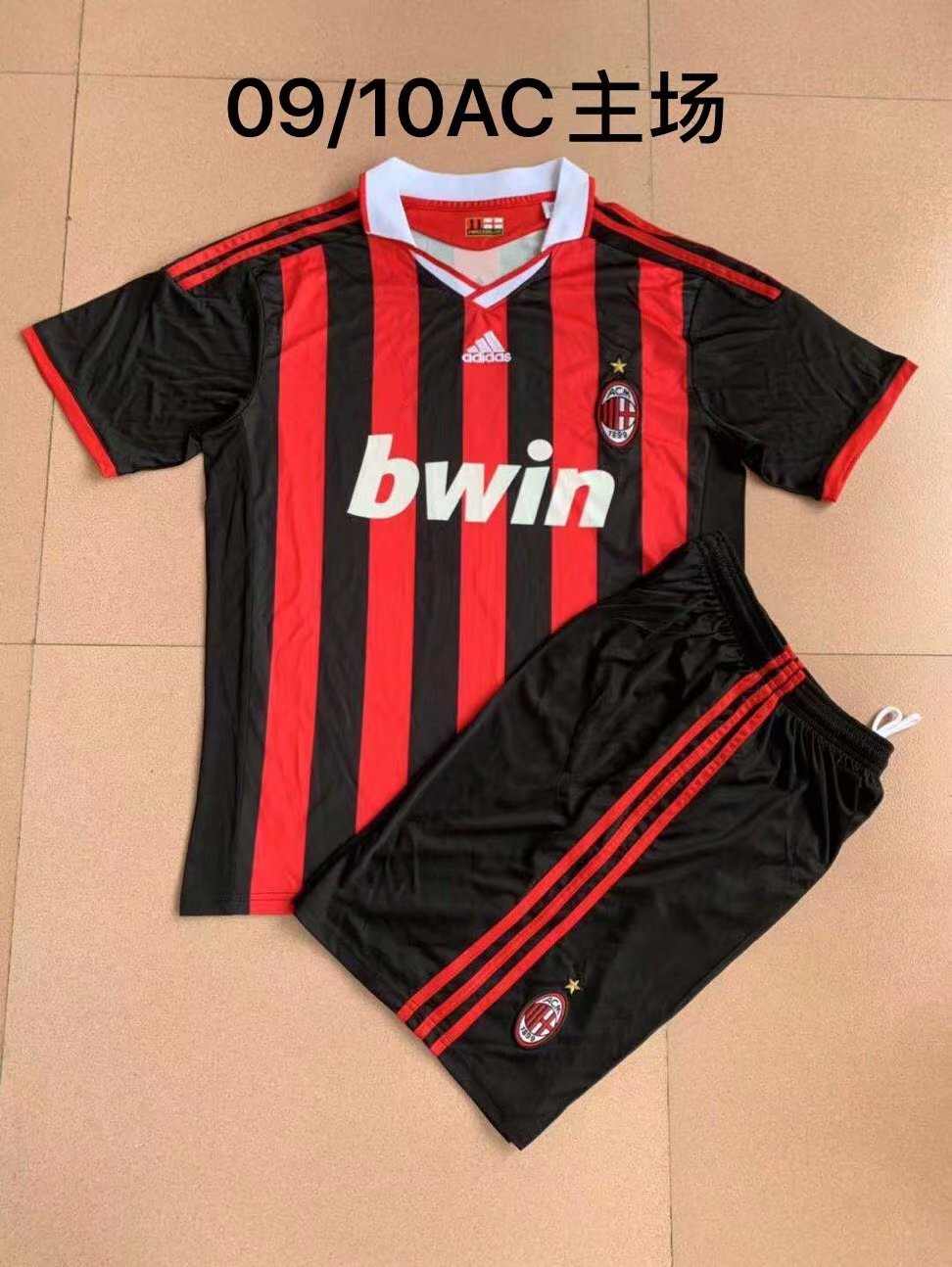 09 10 AC home retro adult kid kits retro AC米兰 主场 成人、孩子套装（16-2XL)