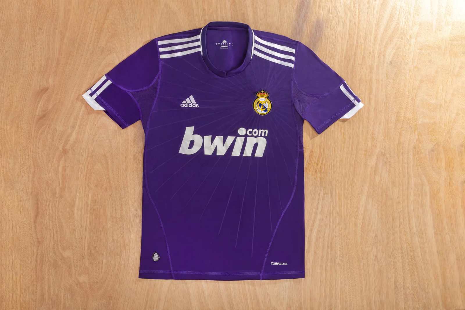 10 11 Real Madrid third away Retro size S-2XL 10 11 皇马 二客