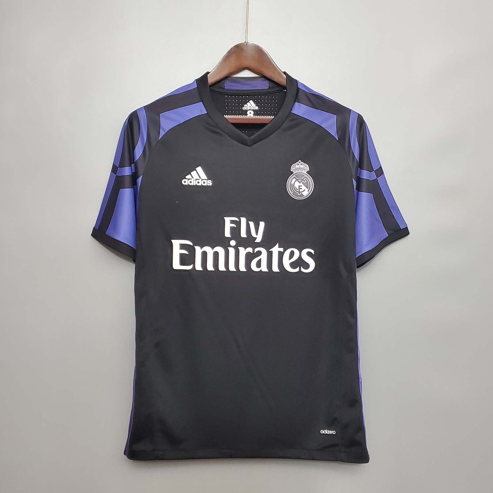 15 16 Real Madrid 2 away short sleeve retro S-2XL 15 16 皇马 2 客场 短袖 复古Ｓ-2XL