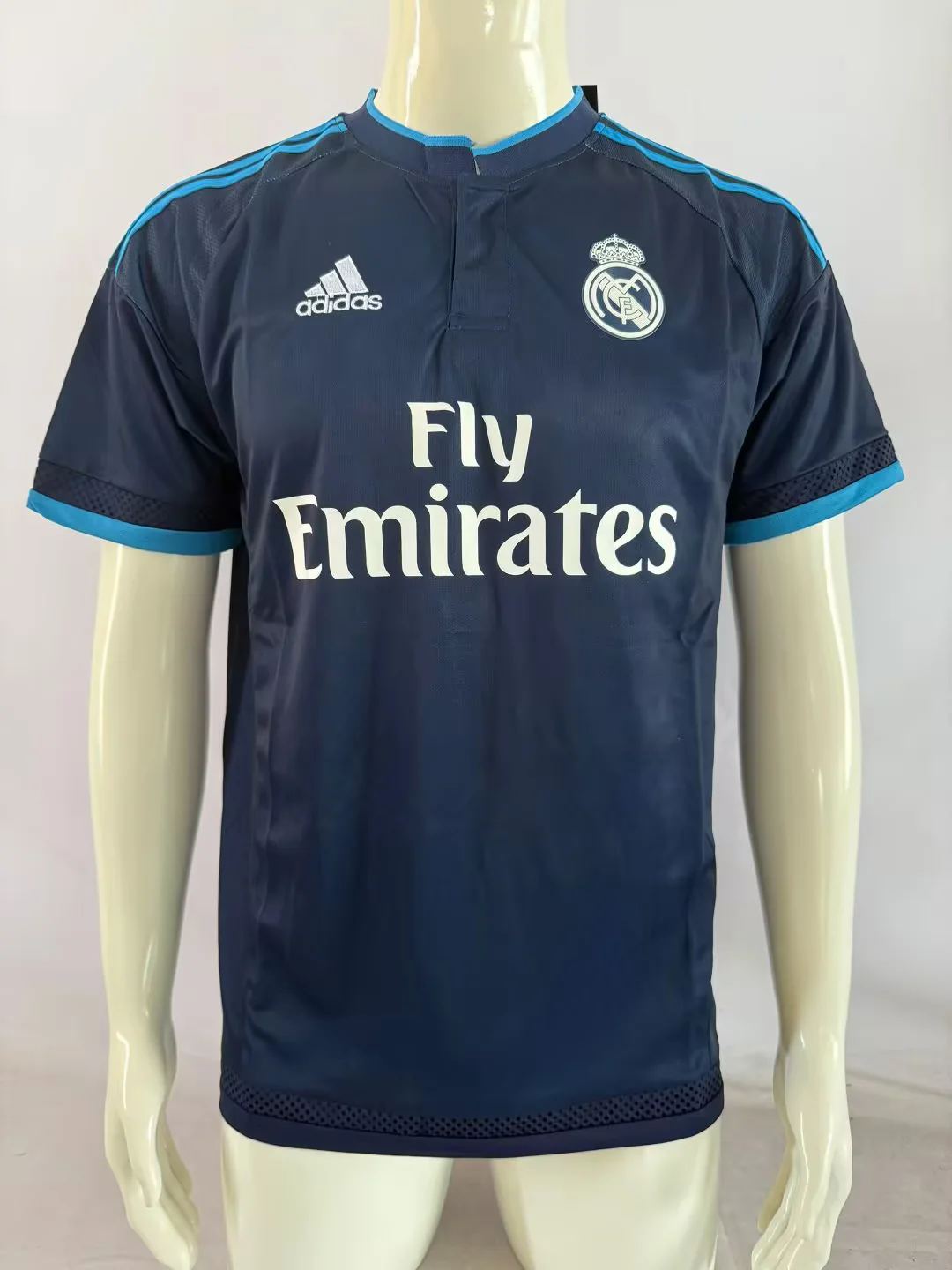 15 16 Real Madrid third away retro 15 16 皇马 二客 复古
