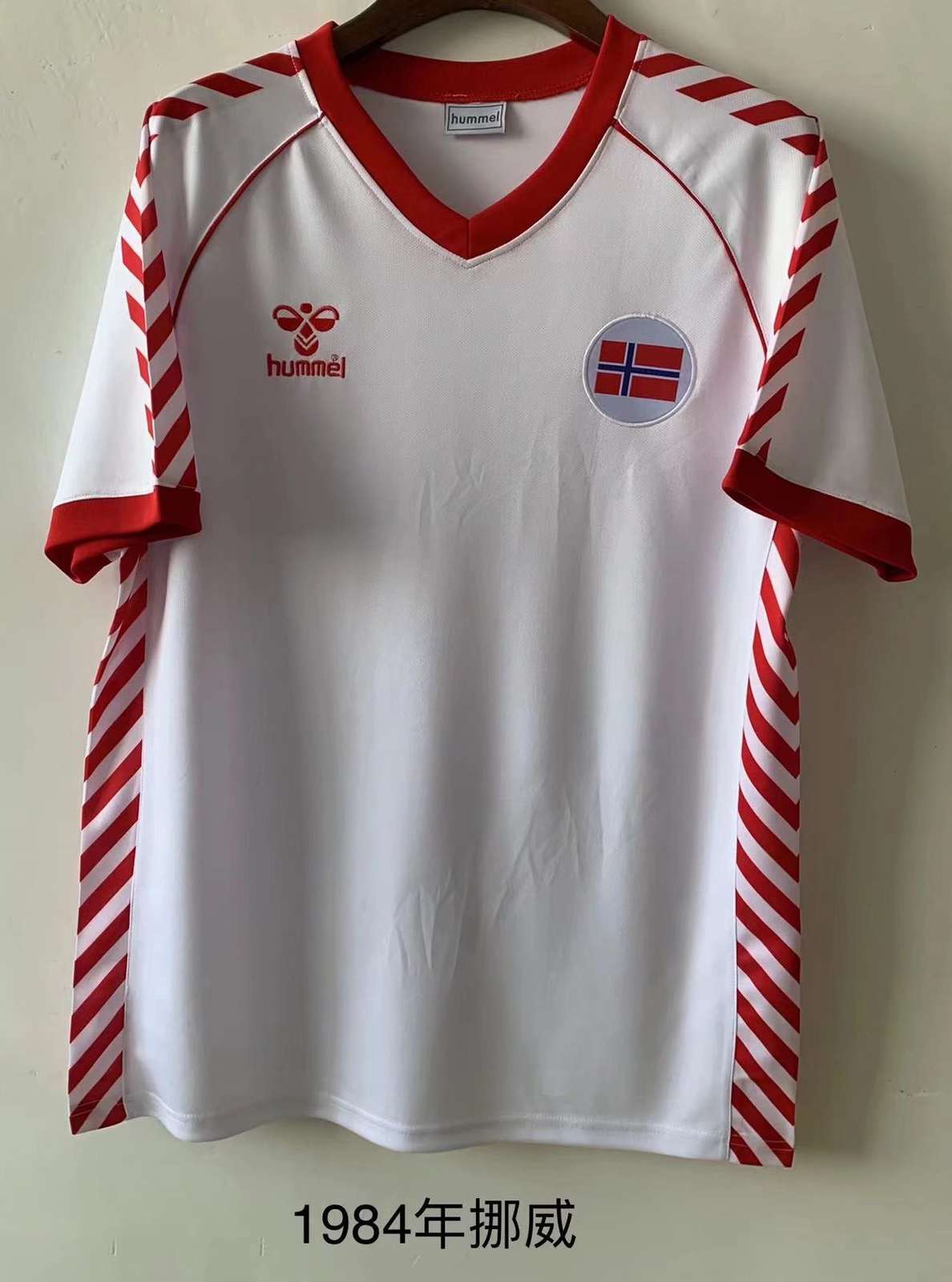 1984 Norway White Vintage 1984 挪威 白色 复古