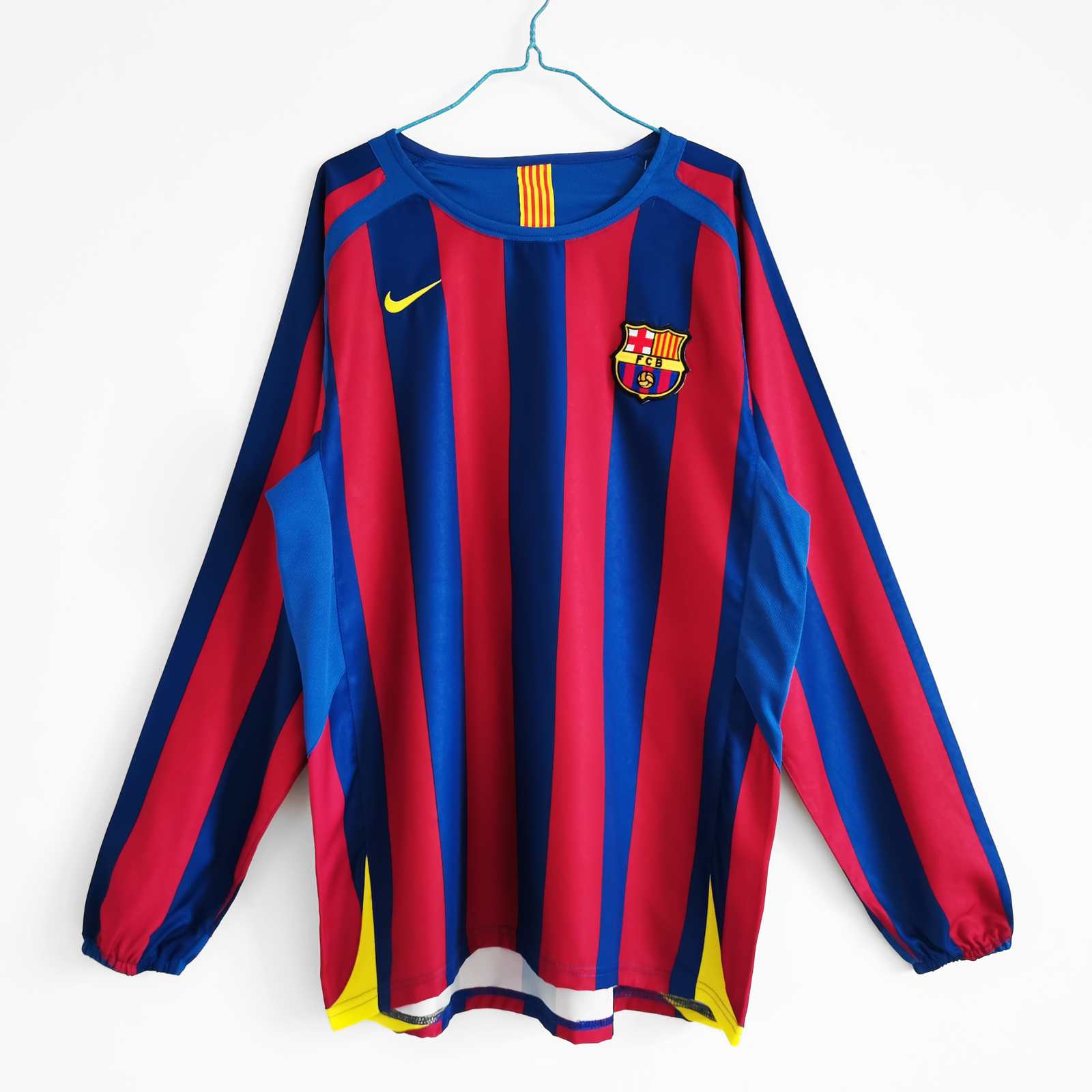2005 06 Barcelona home long sleeve 巴萨主场长袖