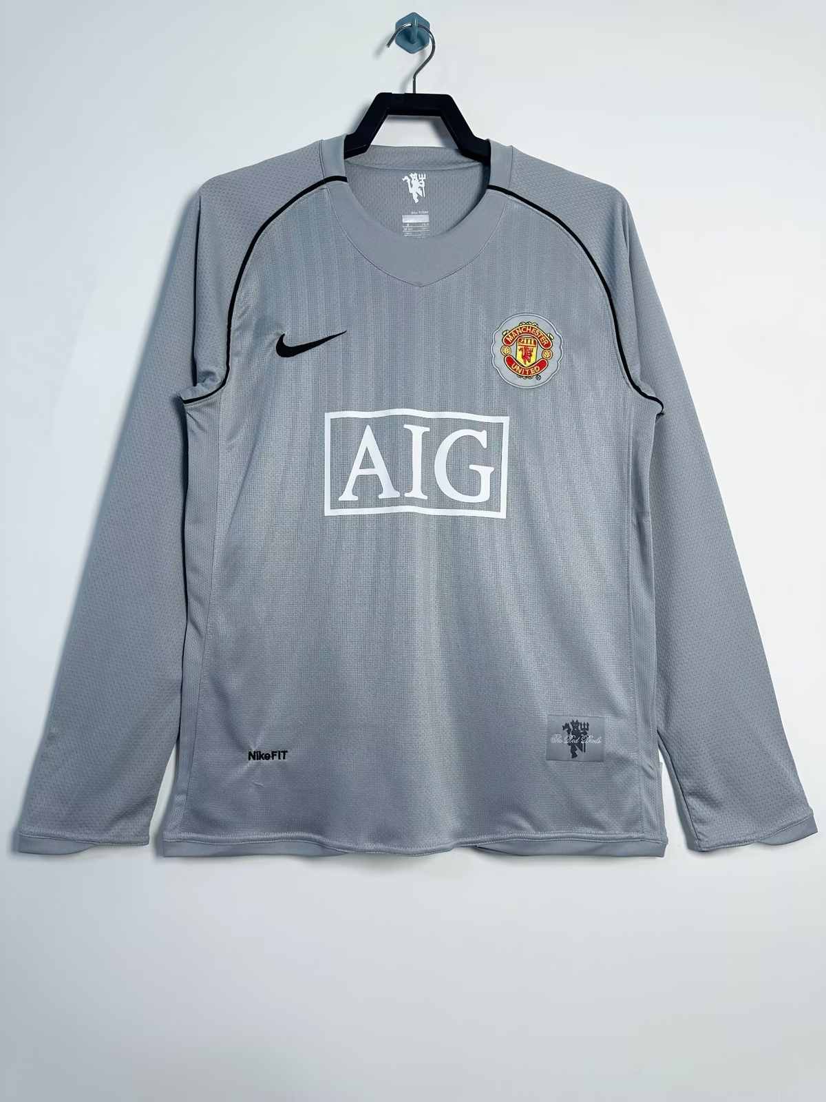 2007 08 Man United goalkeeper grey long sleeved retro 2007 08 曼联 门将 灰色 长袖 复古