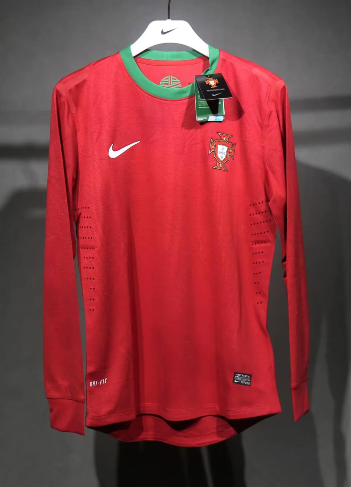 2012 Portugal home long sleeves player version size S-2XL 2012 葡萄牙 主场 长袖 球员