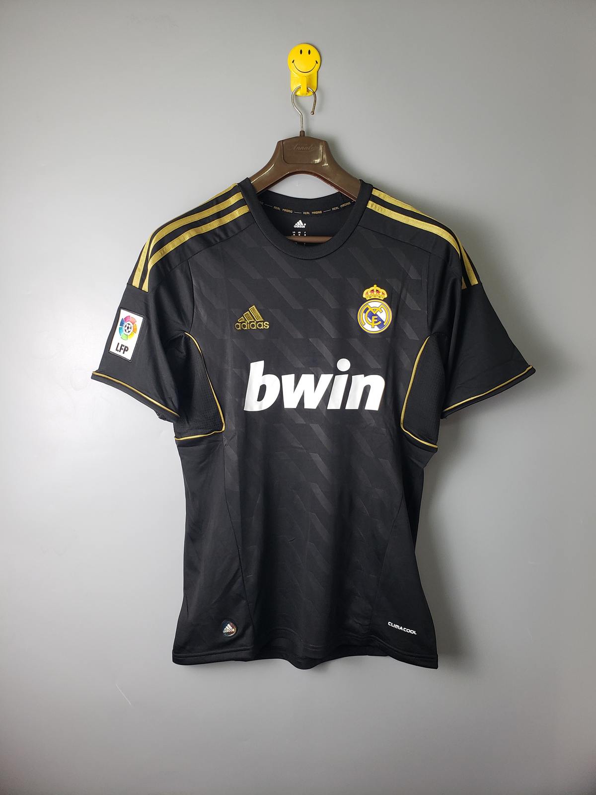 2012 Real Madrid Vintage Black short sleeve (Phnom Penh) 11 12 皇马 复古款 黑色短袖（金边）