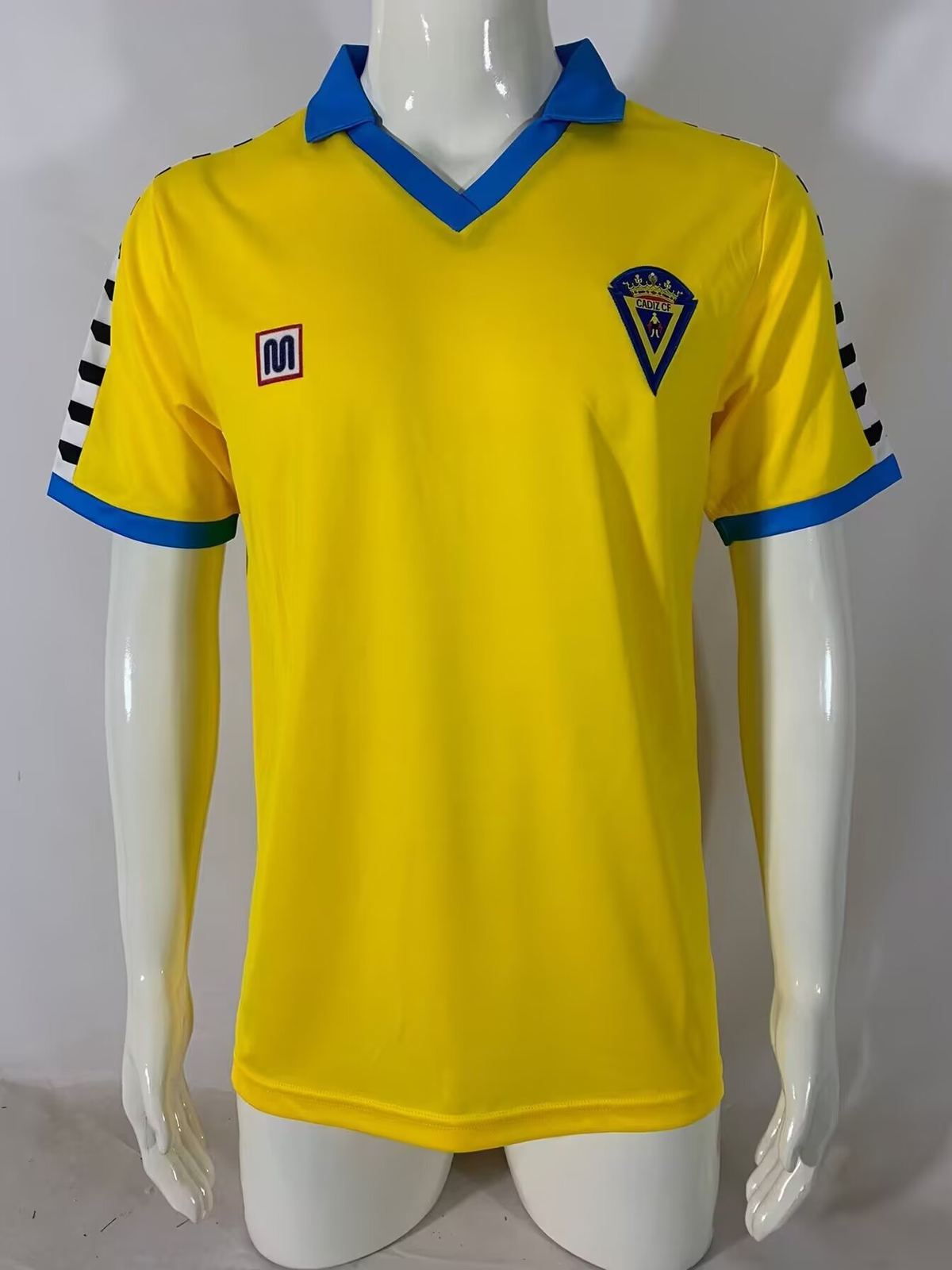 83 84 Cadiz home retro 83 84 加的斯 主场 复古