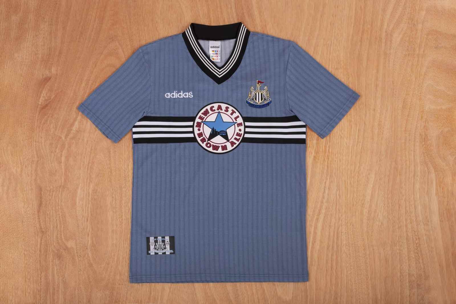 96 97 Newcastle United away Retro 96 97 纽卡斯尔联 客场