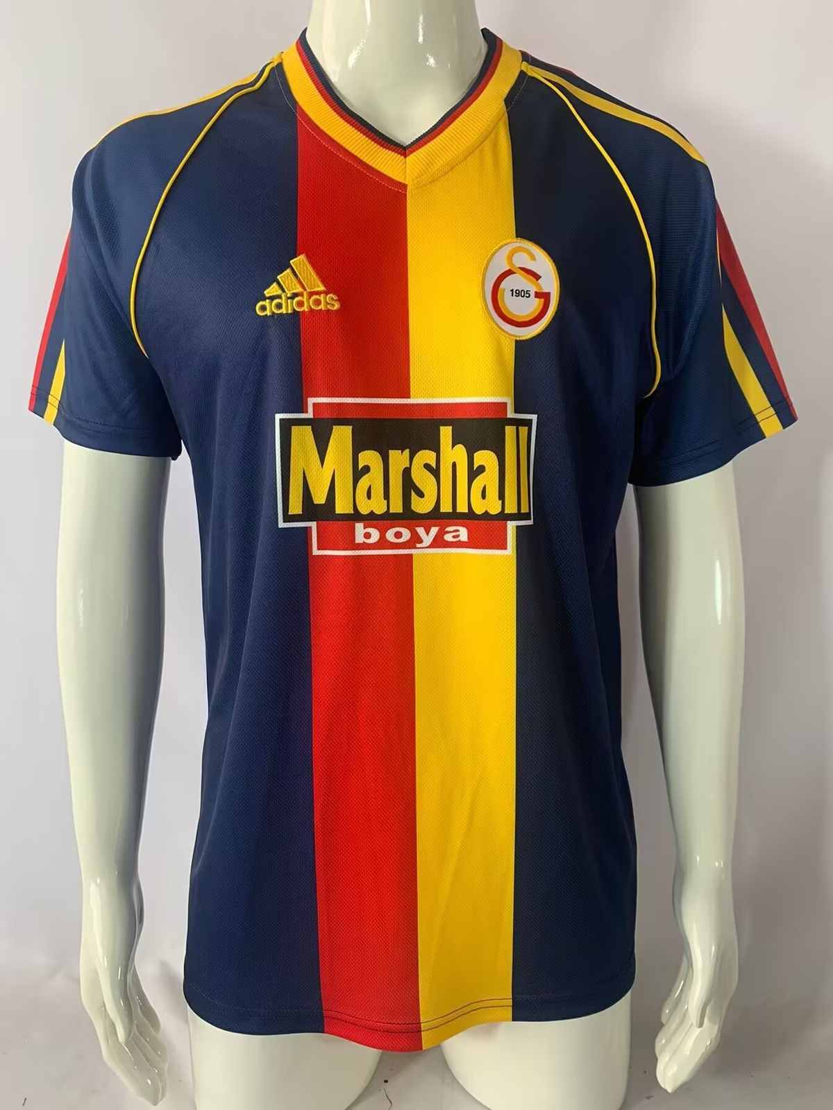 98 99 Galatasaray third away retro 98 99 加拉塔萨雷 二客 复古
