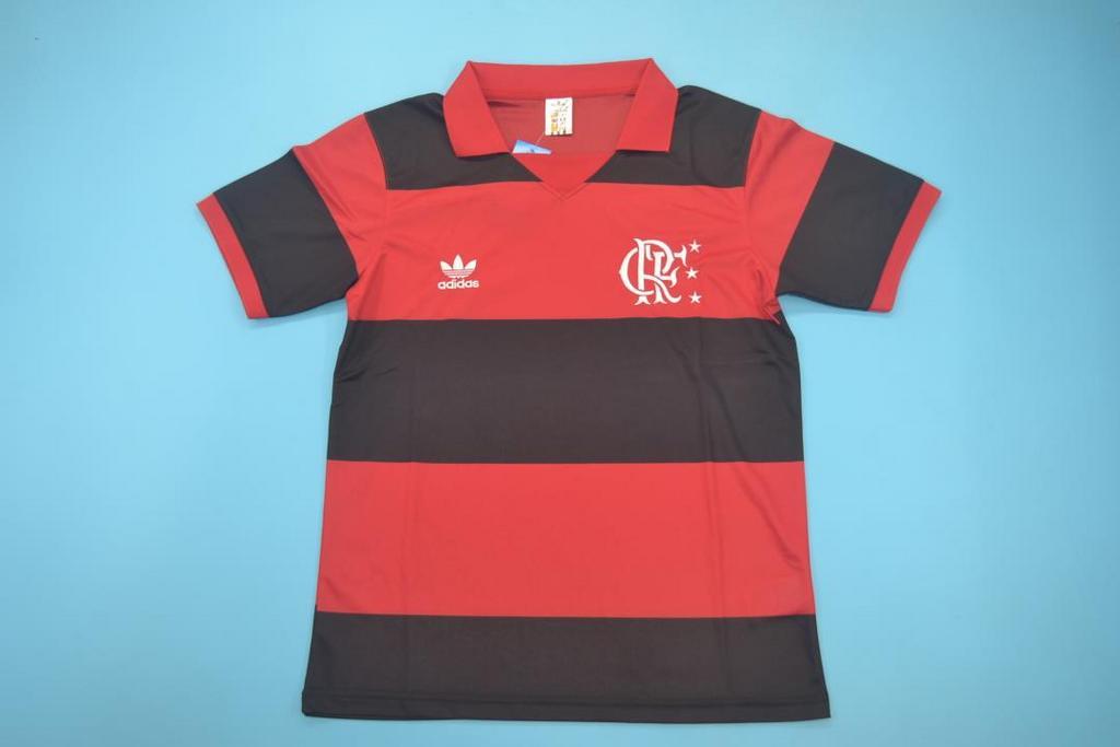 rétro F_lamengo domicile rouge et noir 1982