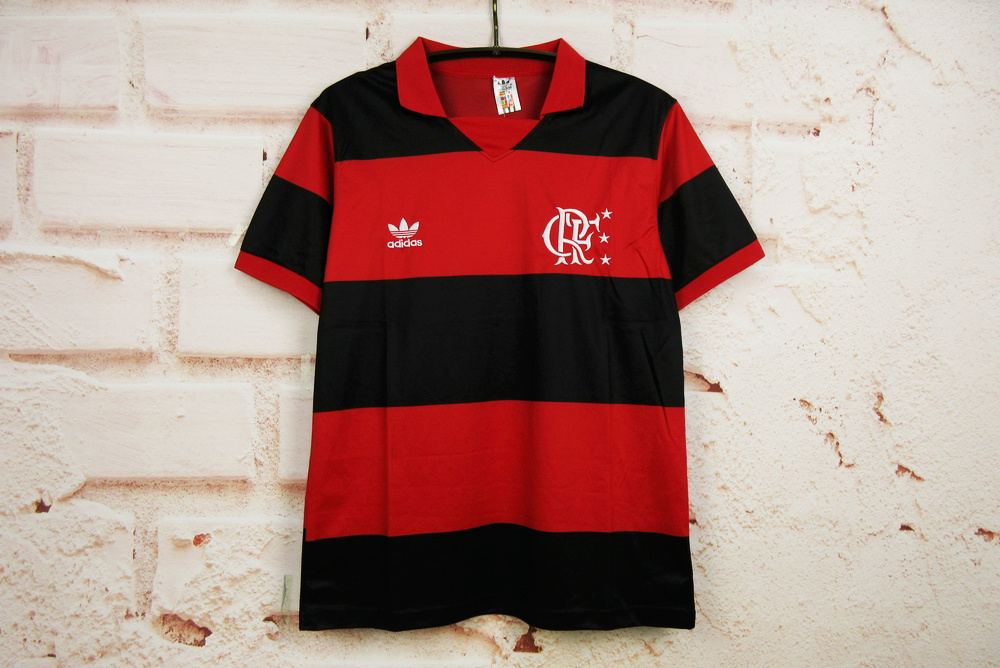 Retro Flamengo home 82_83