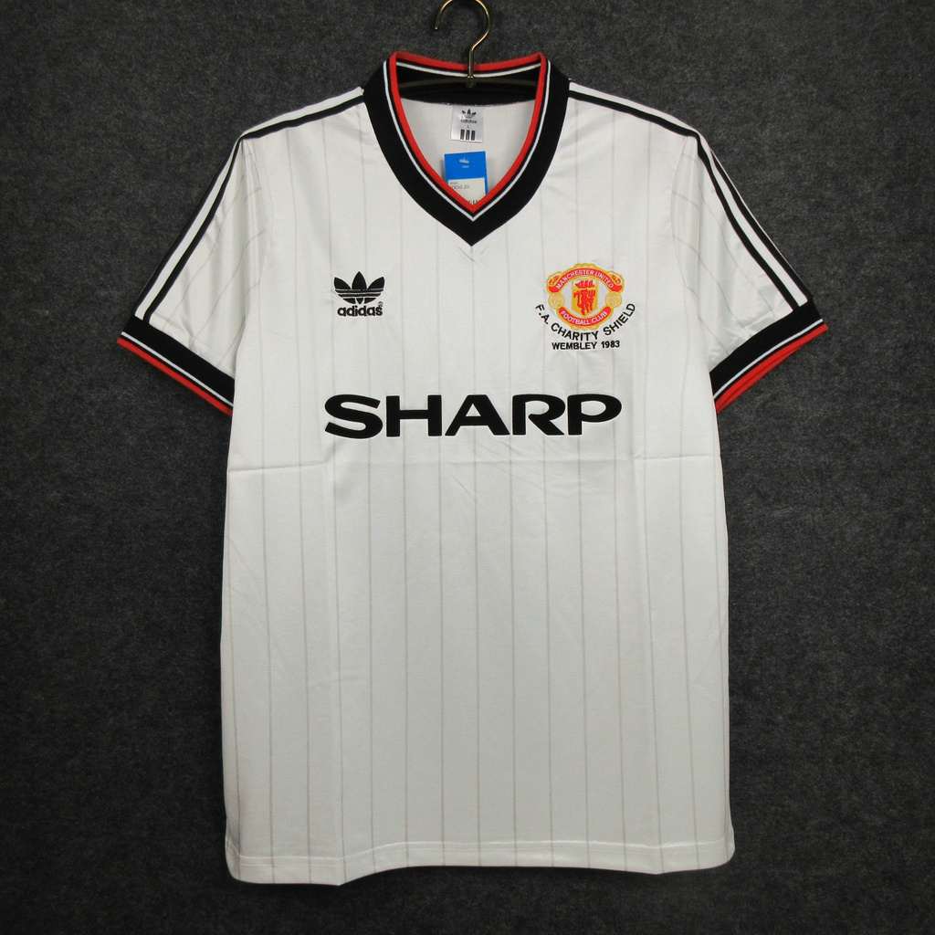 Retro MUN white 1983
