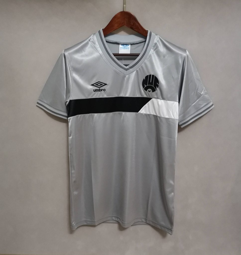 Retro NEW U away grey 86_87