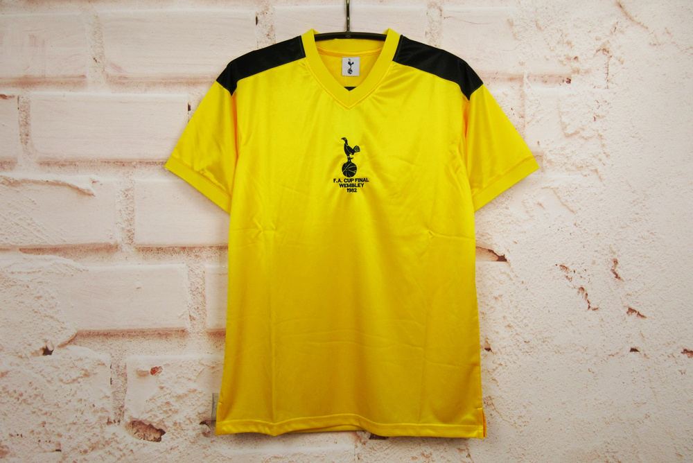 Retro Tottenham Hotspur yellow 82_83
