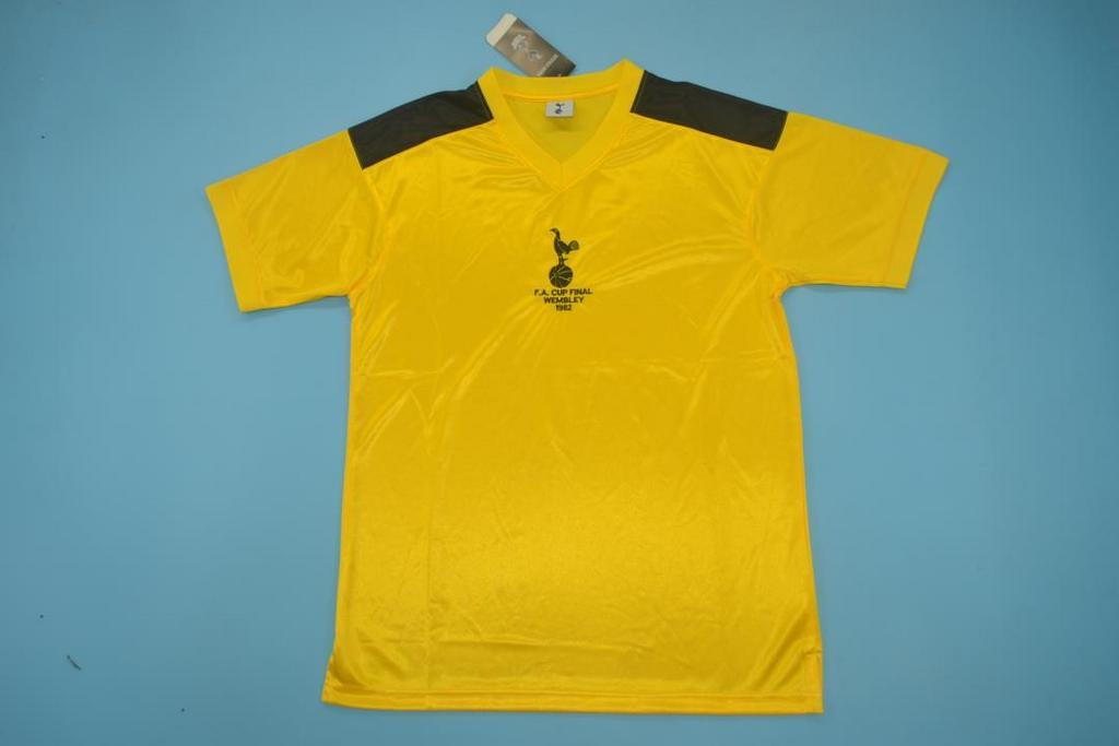 Retro Tottenham away yellow 1982