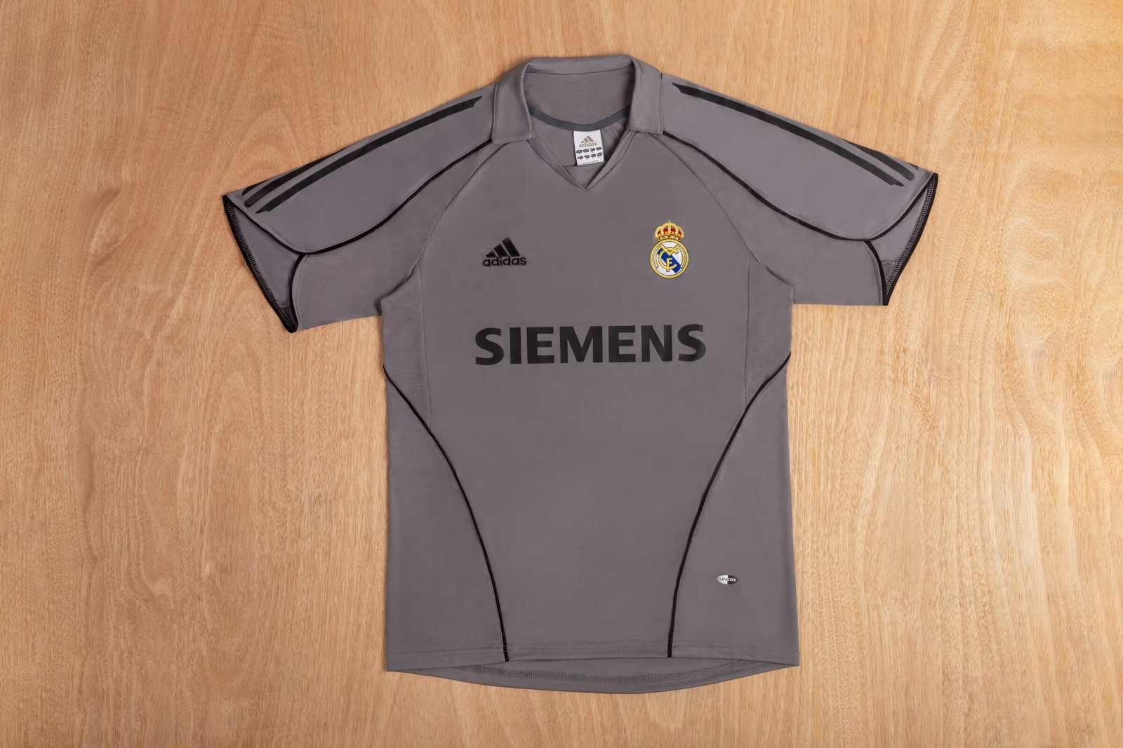 05/06 Real Madrid Size:S-XXL