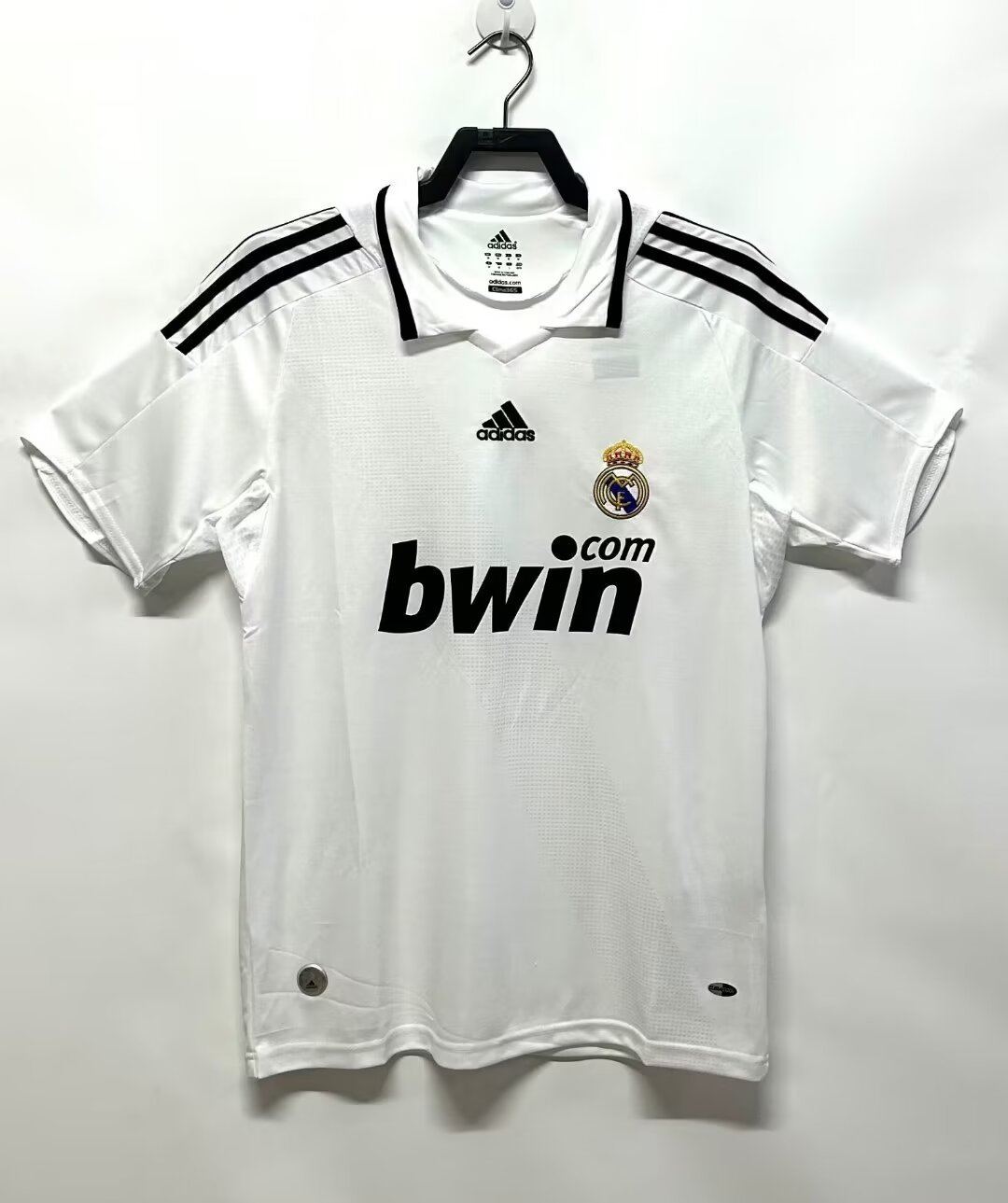08/09 Real Madrid Size: S-XXL