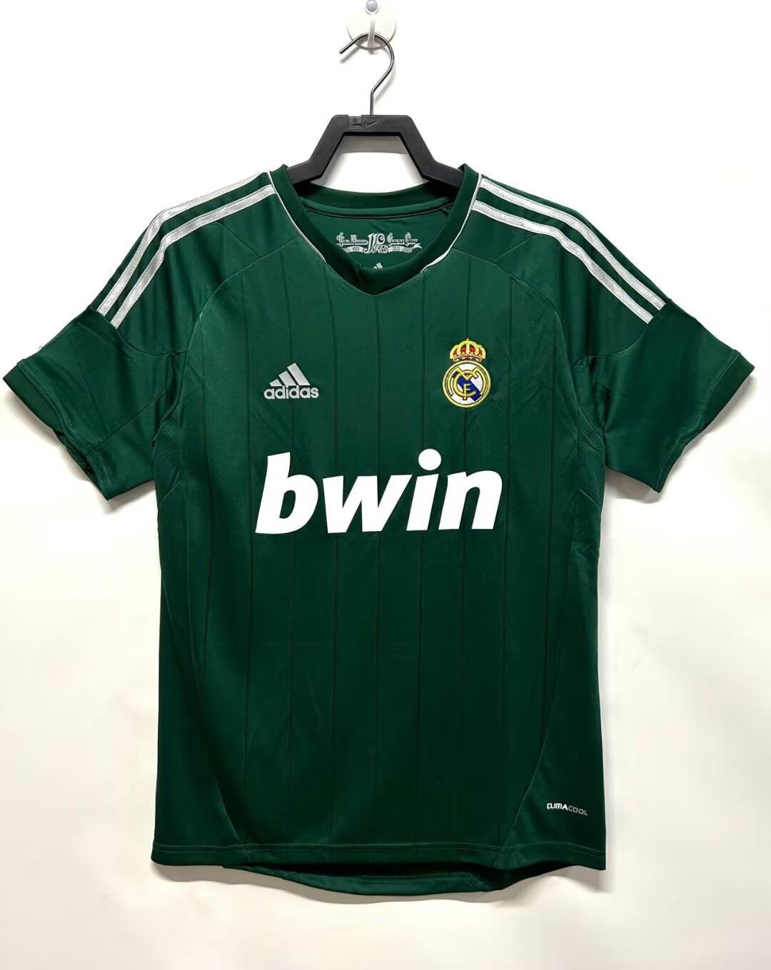 12/13 Real Madrid Size: S-XXL