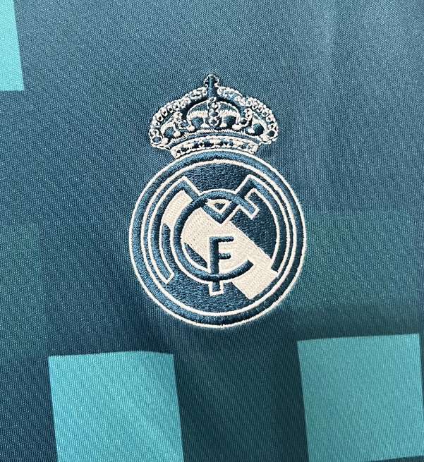 17/18 Real Madrid Two-Guest Size: S-XXL