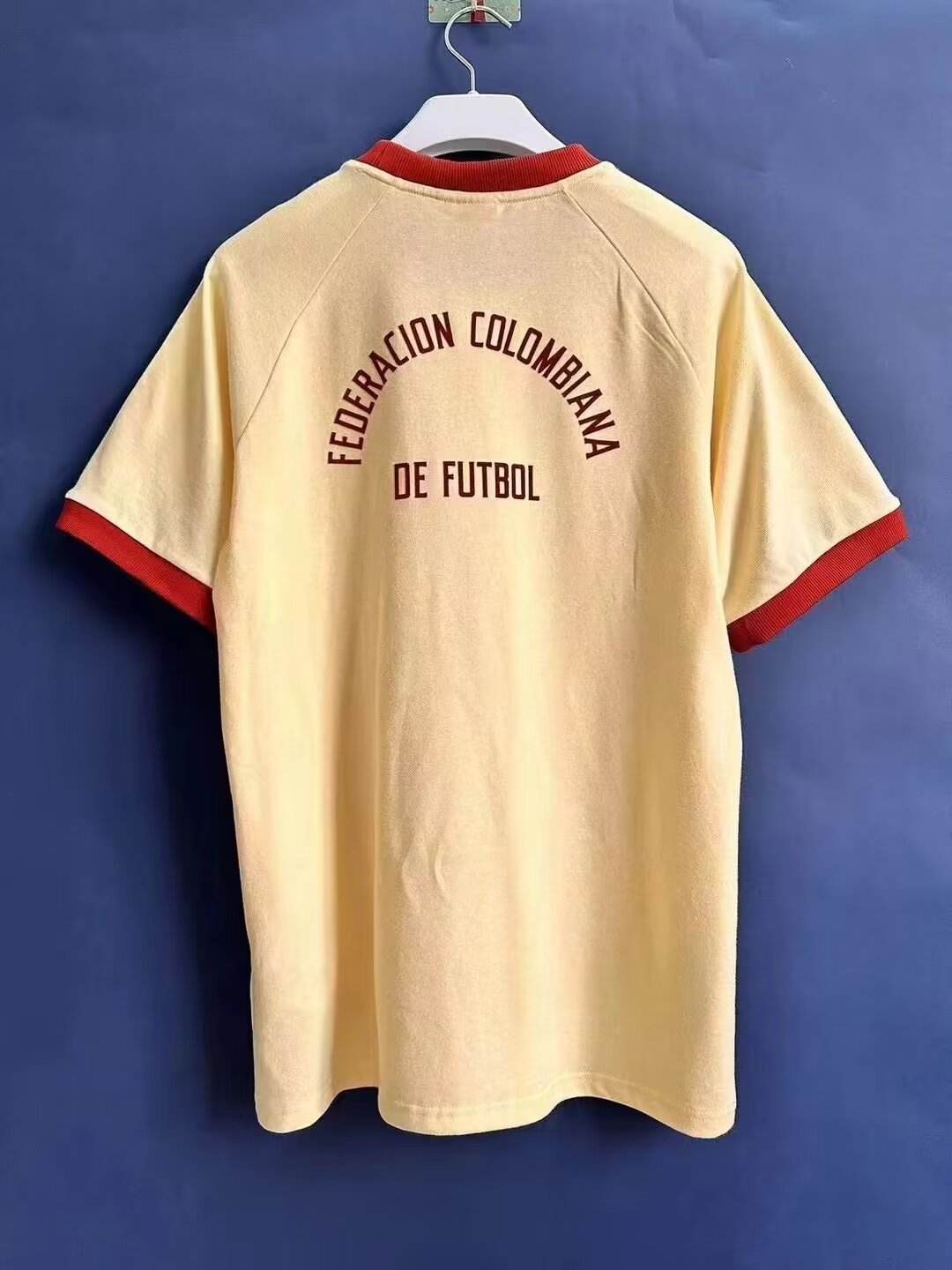Retro Colombia Size: S-XXL