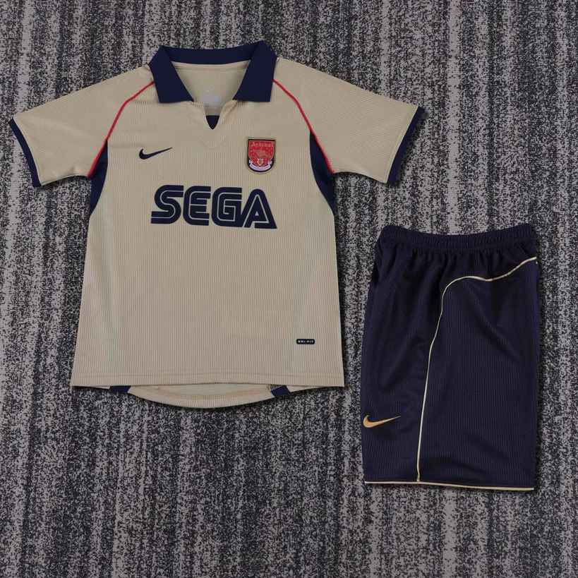 01 02 Arsenal away kids kit Retro 01 02 阿森纳 客场 儿童套装