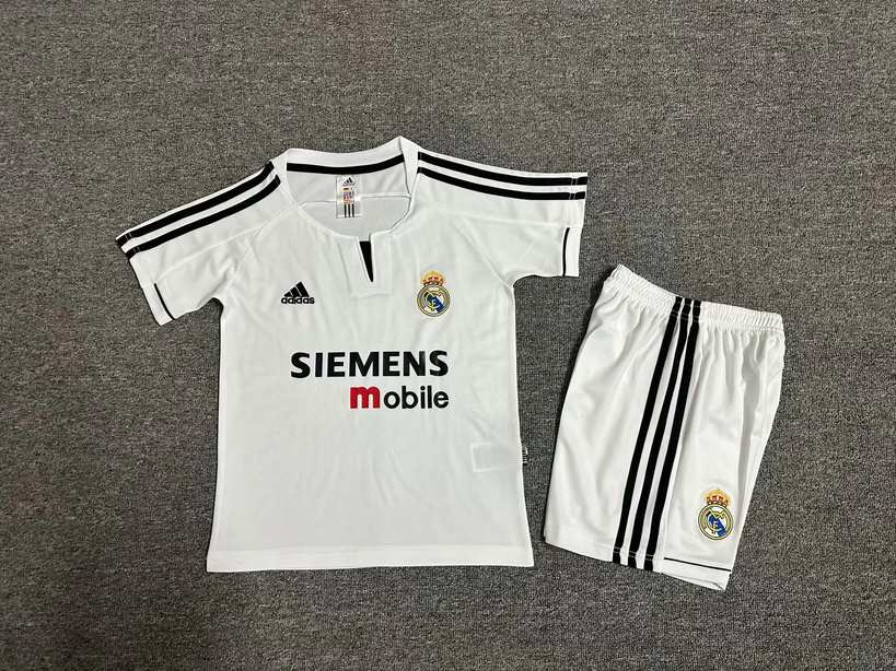 03 04 Real Madrid home kids kit Retro 03 04 皇马 主场 儿童套装