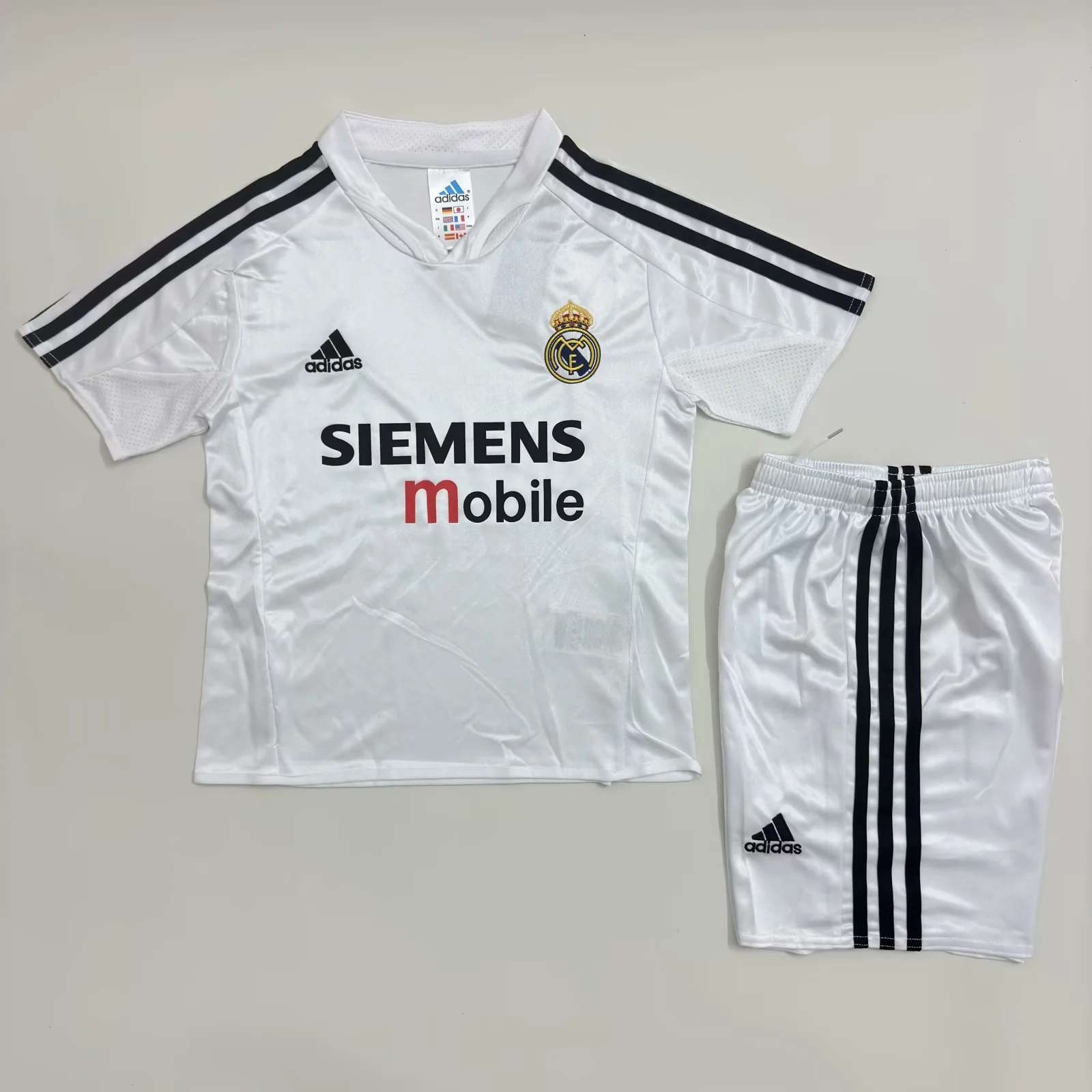 04 05 Real Madrid home kids kit Retro 04 05 皇马 主场 儿童套装