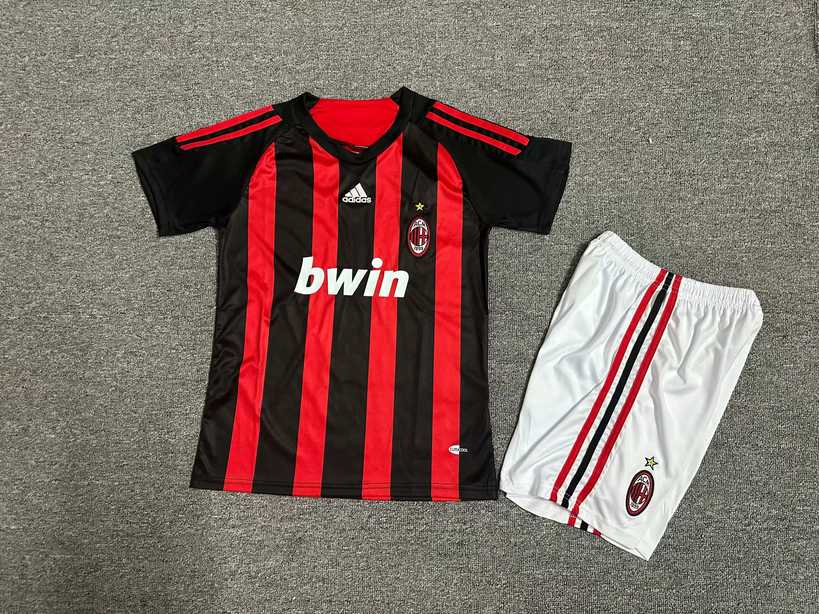 08 09 AC home kids kit Retro 08 09 AC 主场 儿童套装