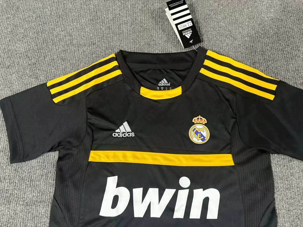 11 12 Real Madrid black goalkeeper kid kits retro 11 12 皇马 黑色 守门员 孩子 复古套装