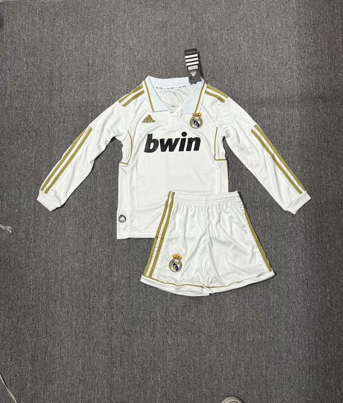 11 12 Real Madrid home retro children's set long sleeves 11 12 皇马 主场 长袖 孩子套装