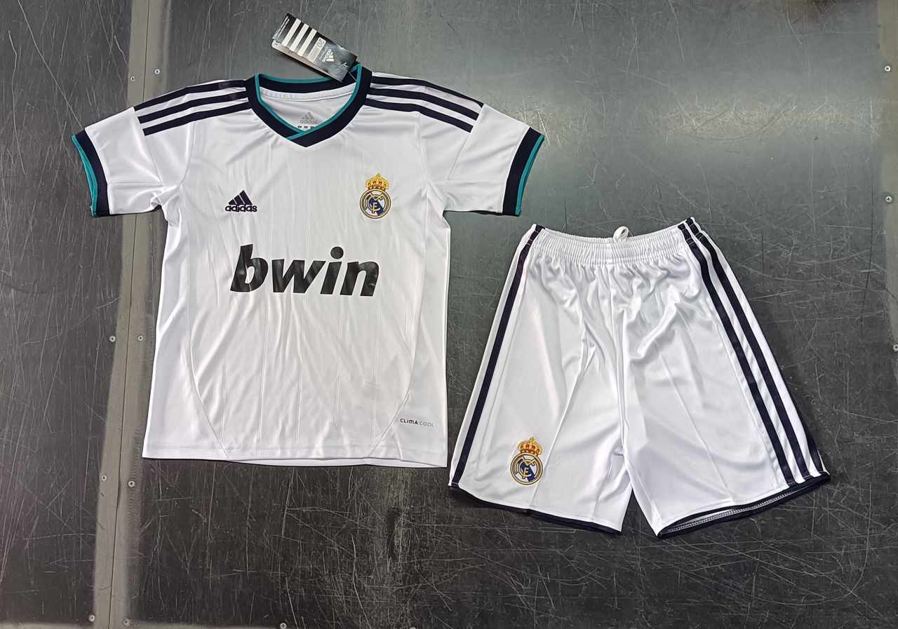 12 13 Real Madrid home retro kid kit s 12 13 皇马 主场 儿童套装