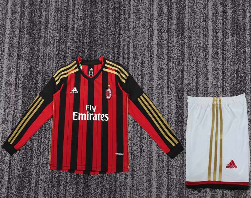 13 14 AC Milan home long sleeved children's retro kit 13 14 AC米兰 主场 长袖 孩子 复古套件